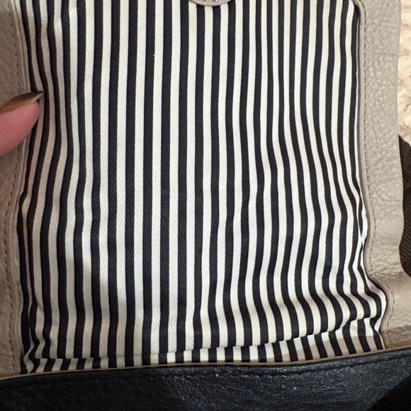 Kate Spade ♠️ leather bone color small backpack - Picture 6 of 7